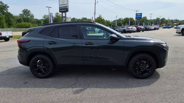 2026 Chevrolet Trax LT - Photo 9