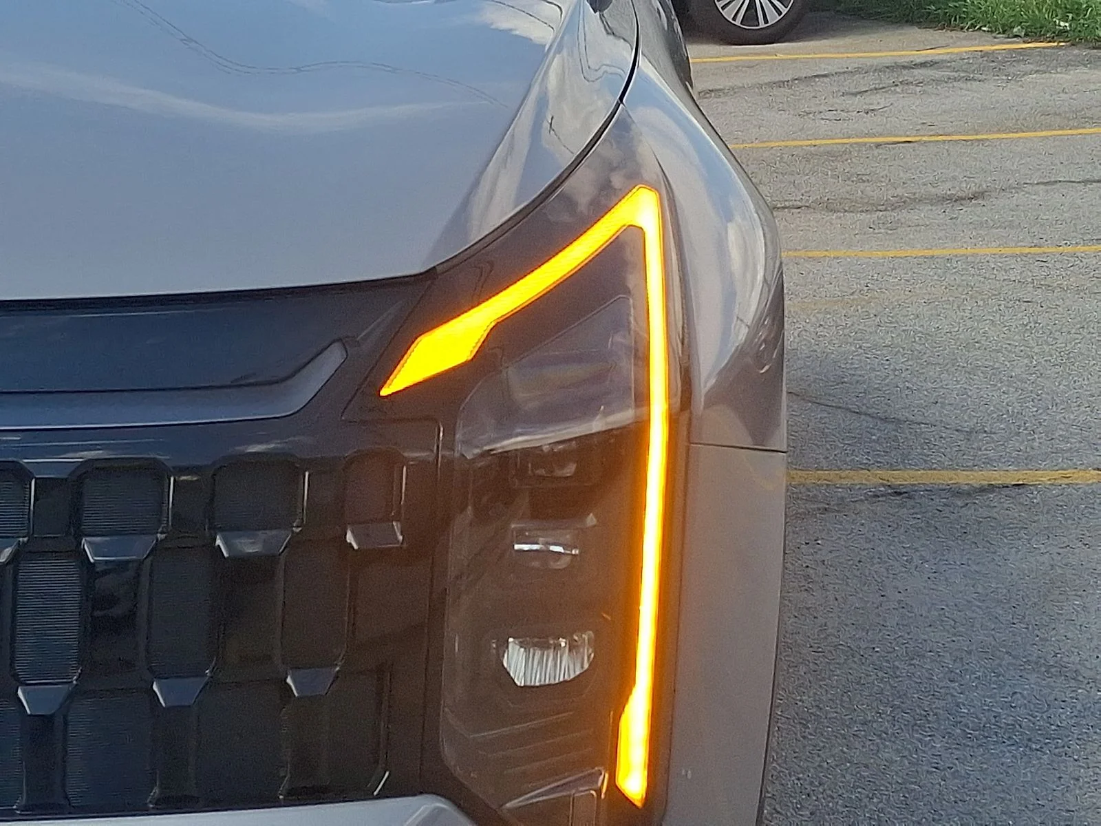 New 2027 Gray Kia X-Line image 10