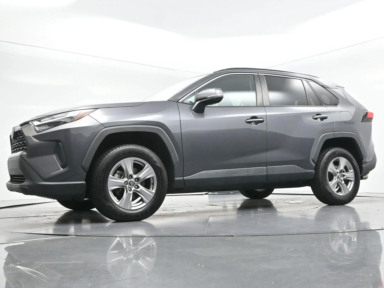 Used 2022 Magnetic Gray Metallic Toyota XLE image 44