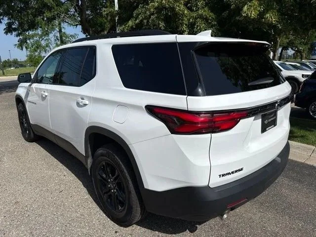Used 2022 Summit White Chevrolet LS image 11