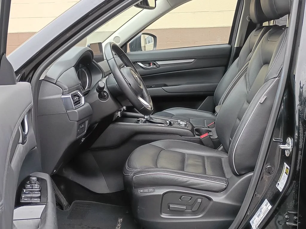 Used 2025 Jet Black Mica Mazda 2.5 S Preferred Package image 18