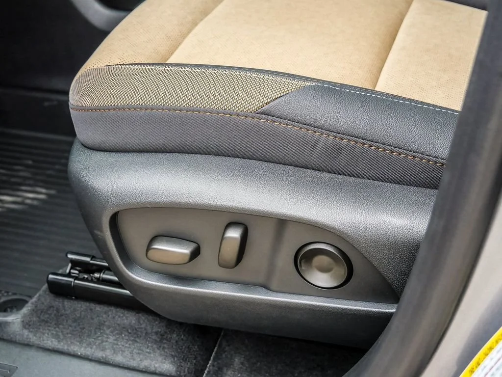 New 2026 Sterling Gray Metallic Chevrolet ACTIV image 32