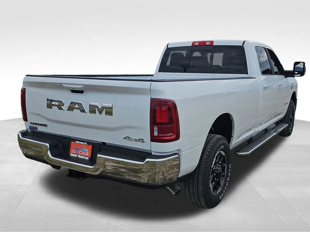 2026 RAM 3500 Laramie - Photo 13