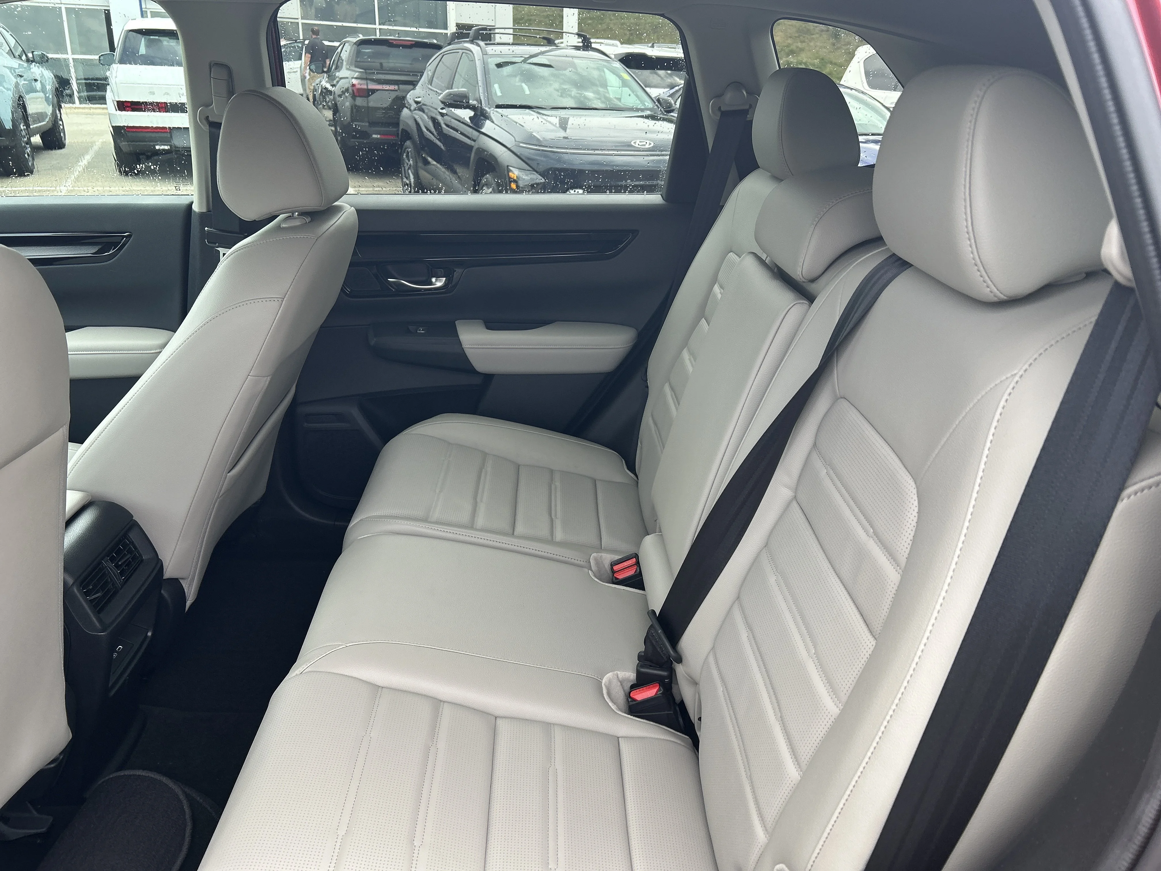 Used 2026 Radiant Red Metallic Honda EX-L image 11