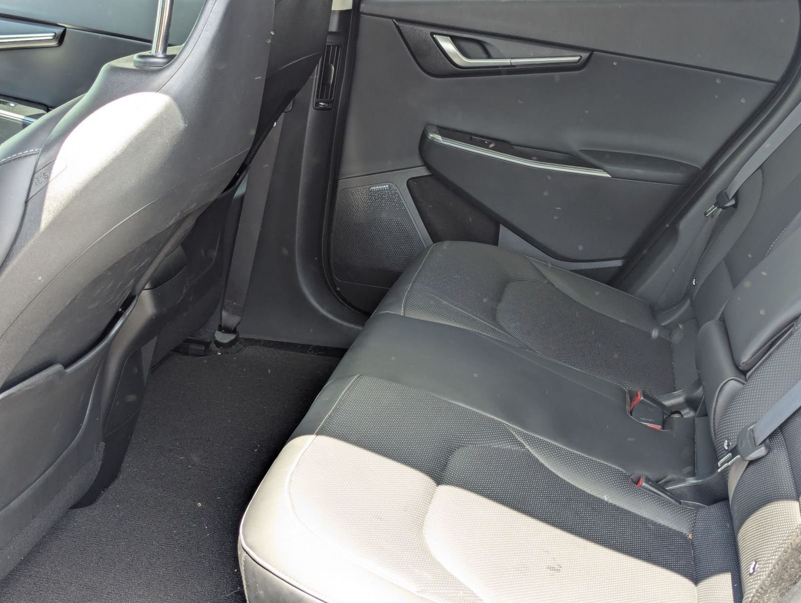 Used 2024 Gray Kia Wind image 19