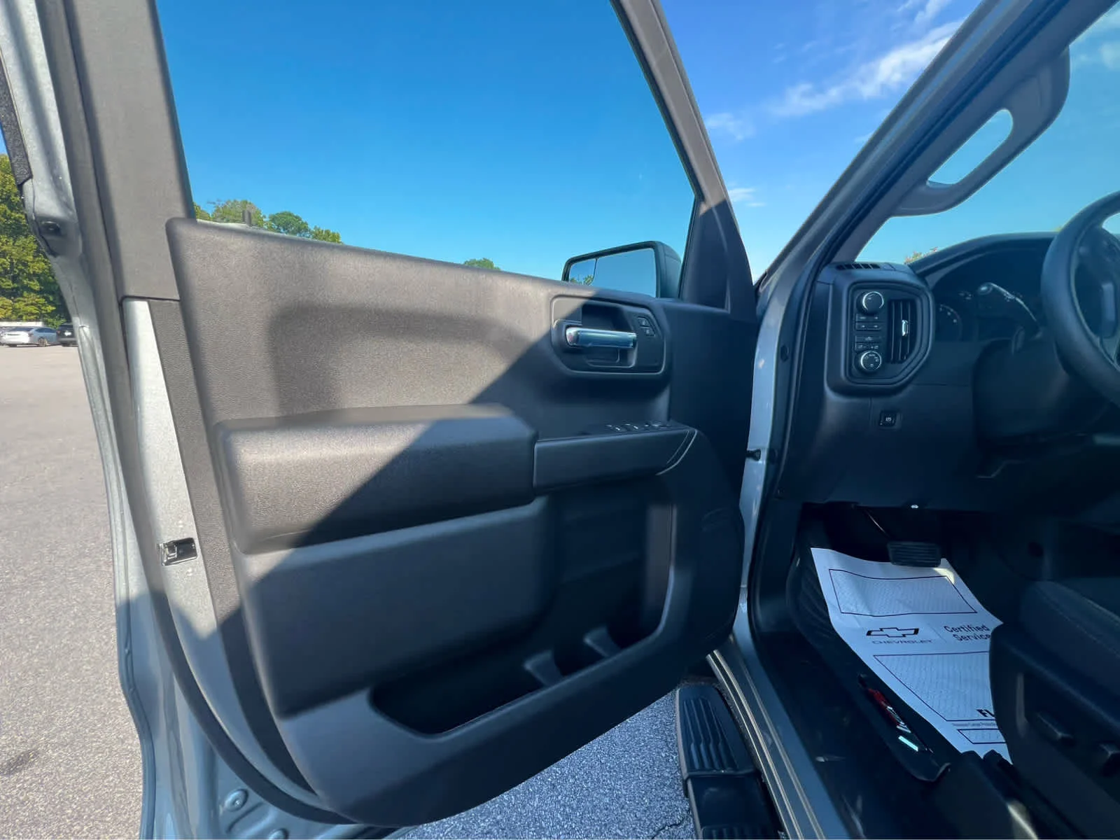 2026 Chevrolet Silverado 1500 Custom Trail Boss - Photo 8