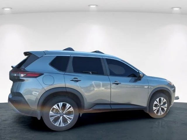 Used 2023 Gray Nissan SV image 14