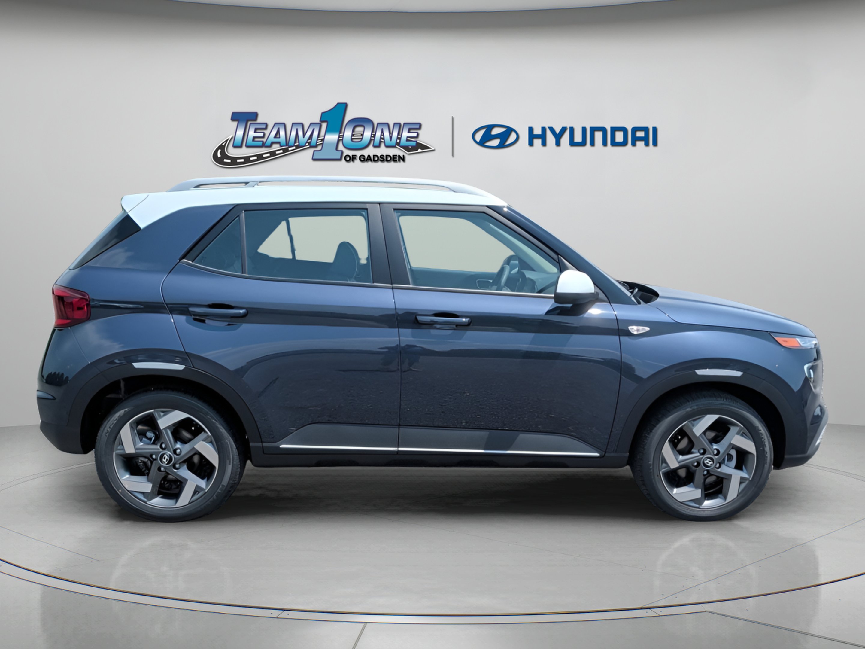 New 2026 Denim w/White Roof Hyundai SEL image 9