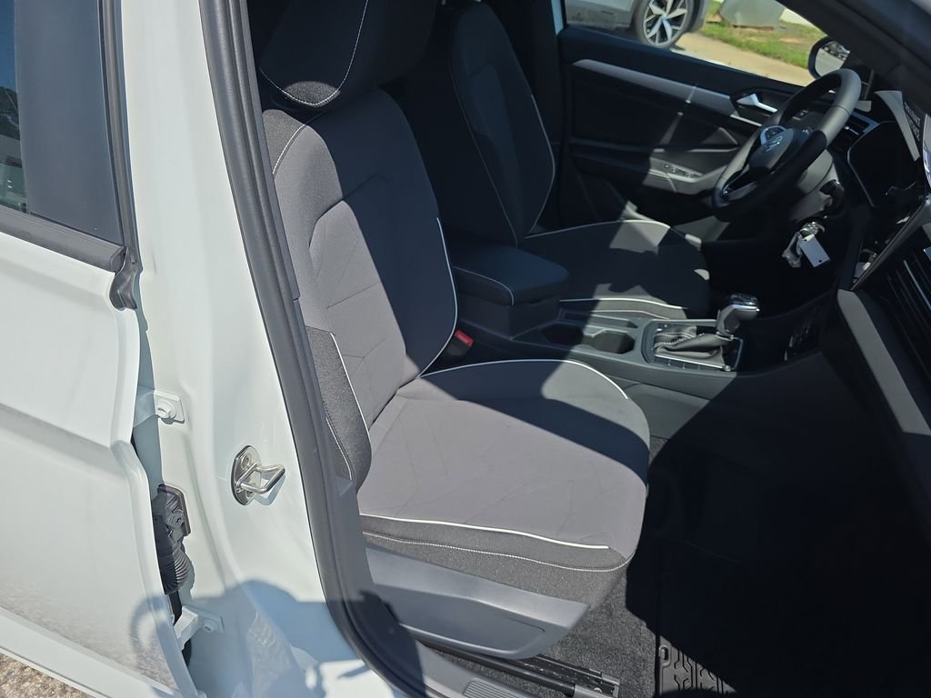 New 2026 White Volkswagen 1.5T Sport image 35