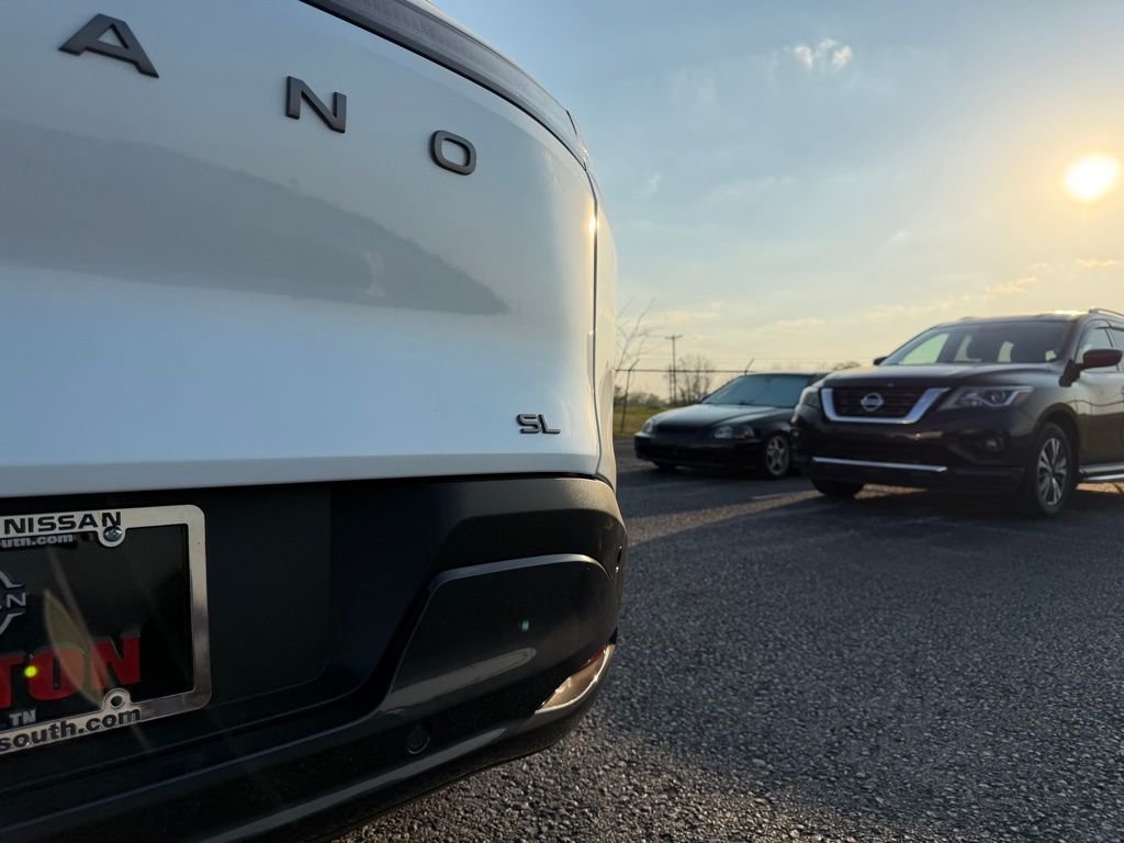 New 2026 Everest White Pearl TriCoat Nissan SL image 33