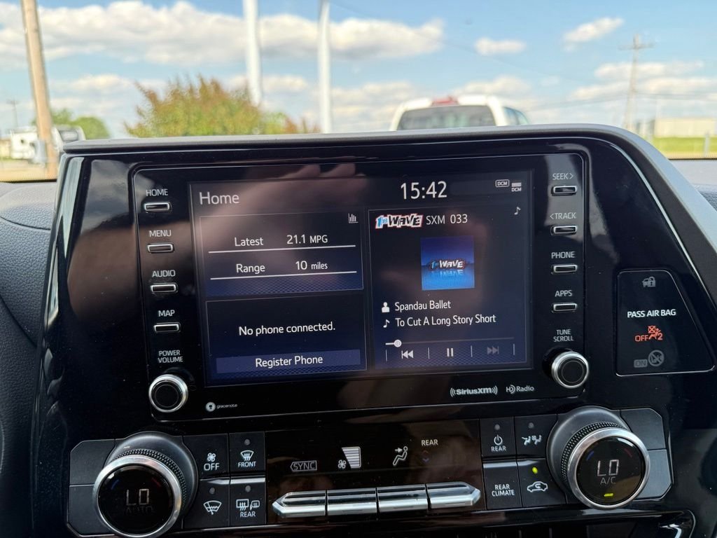 Used 2022 Brown Toyota LE image 38
