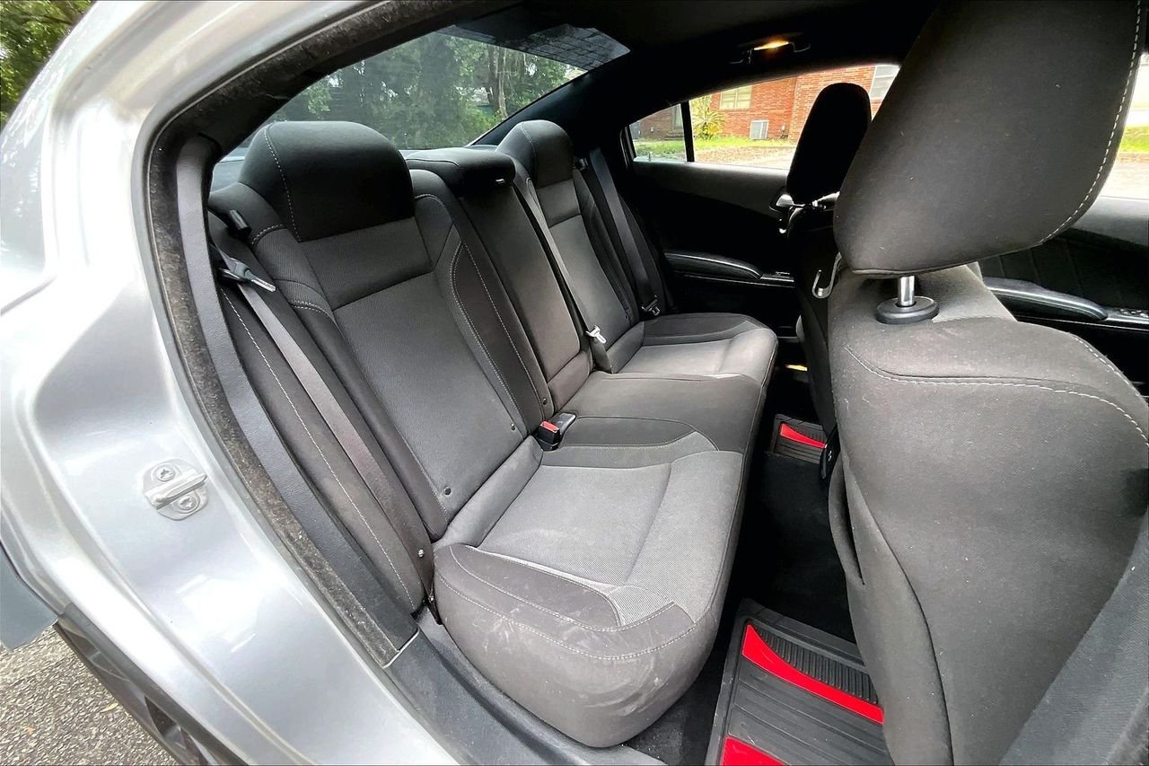 Used 2020 Silver Dodge SXT image 21