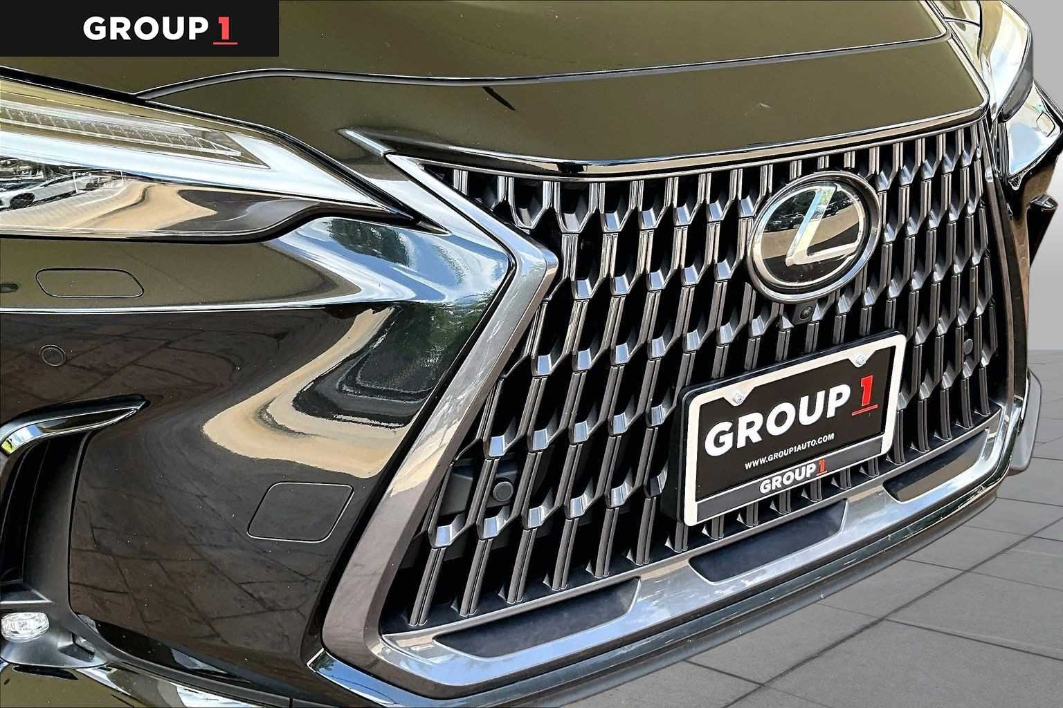 Certified Used 2026 CAVIAR Lexus Luxury image 27