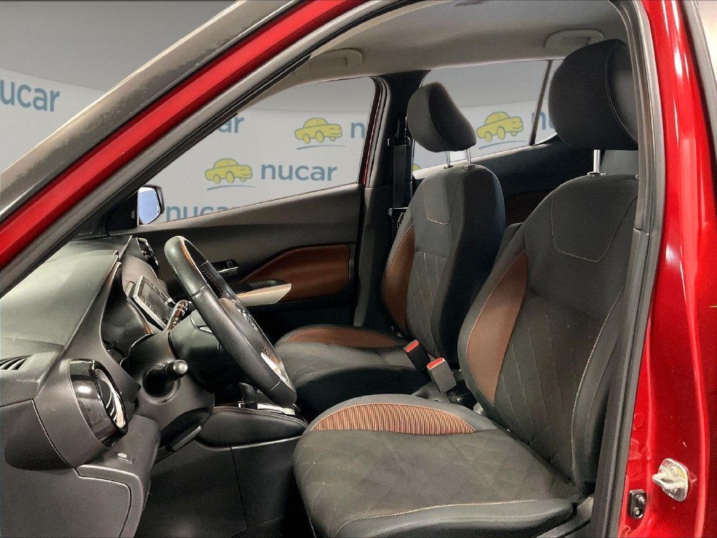 Used 2019 Red Nissan SR image 10