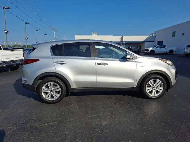Used 2017 Silver Kia LX image 7