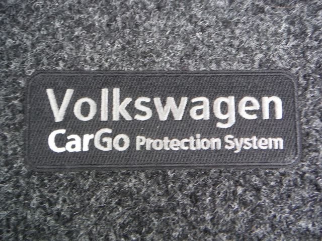 Used 2022  Volkswagen 3.6L V6 SEL image 37