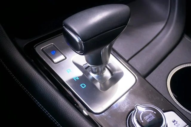 Used 2025  Genesis 2.5T image 29
