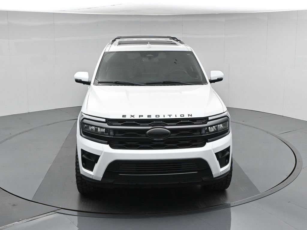 Used 2024 White Ford Limited image 46