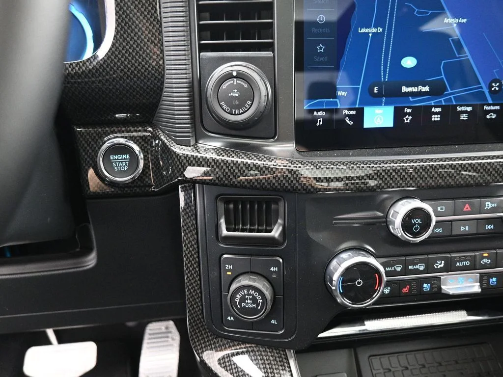 2025 Ford F-150 Lariat - Photo 19