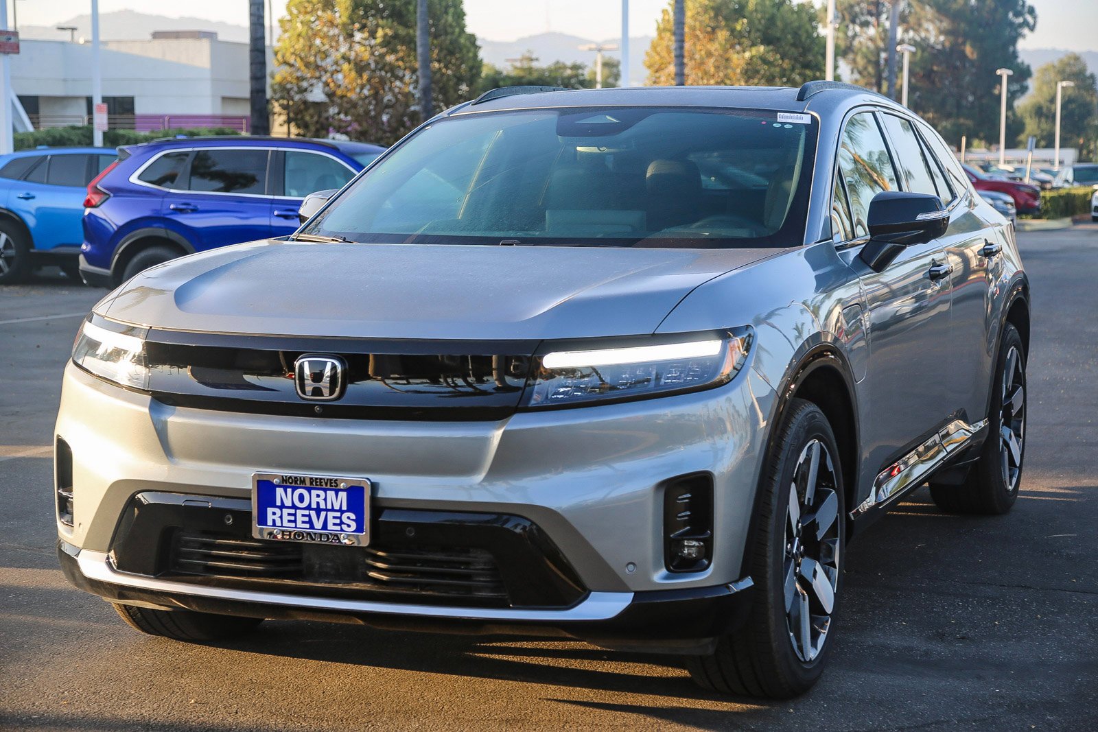 New 2026 Mercury Silver Metallic Honda Elite AWD image 3