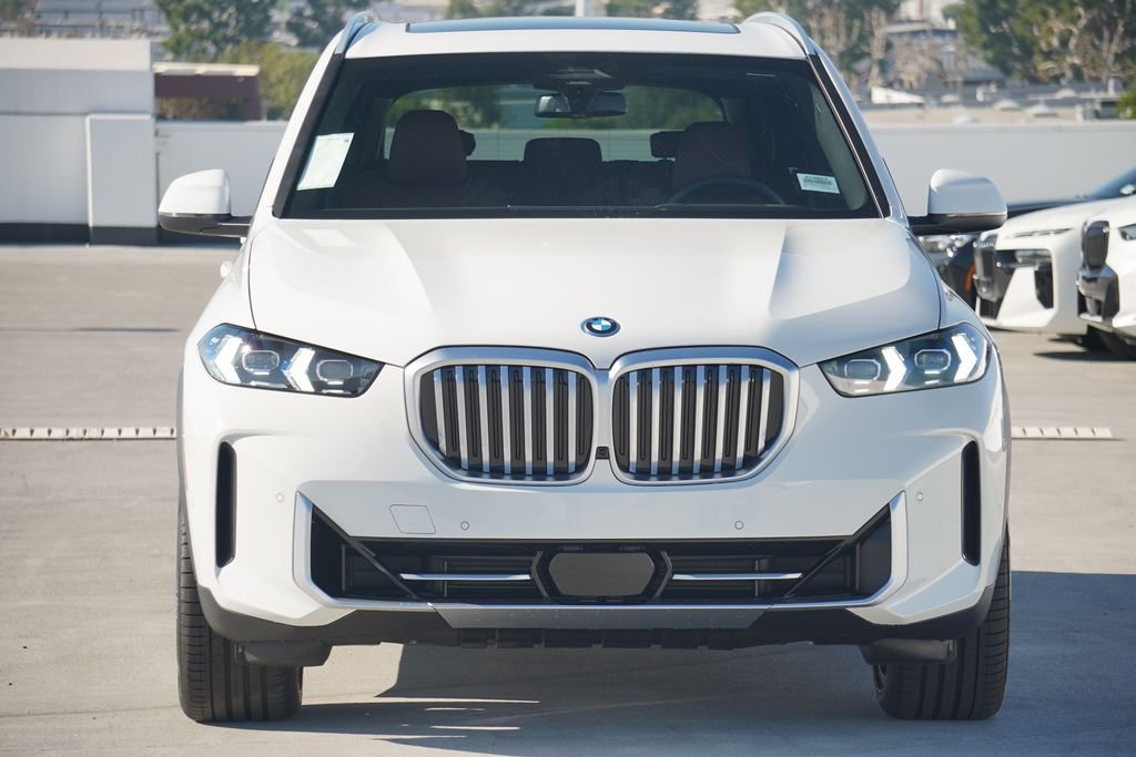 Used 2026 Alpine White BMW xDrive50e image 2