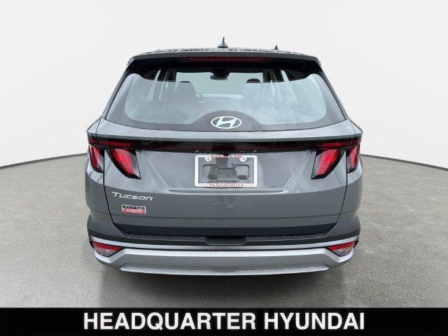 New 2026 Gray Hyundai SE FWD image 3