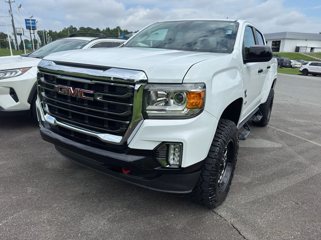 2021 GMC Canyon 4WD AT4 Crew Cab Short Box's photo