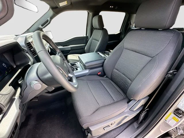 New 2026 Silver Metallic Ford XLT image 14