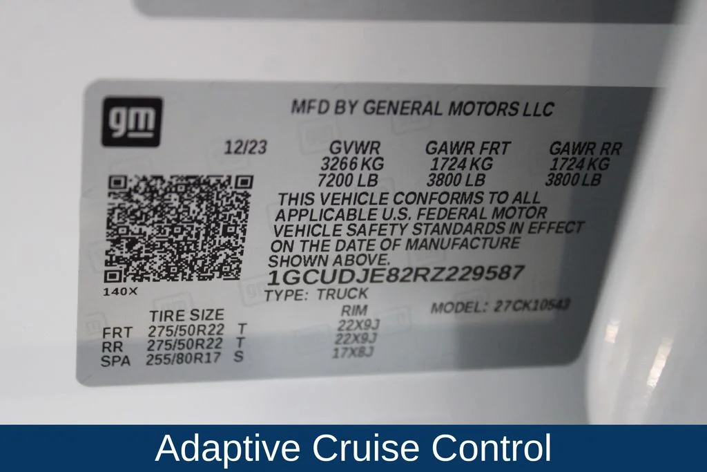 Used 2024 Beige Chevrolet High Country image 35