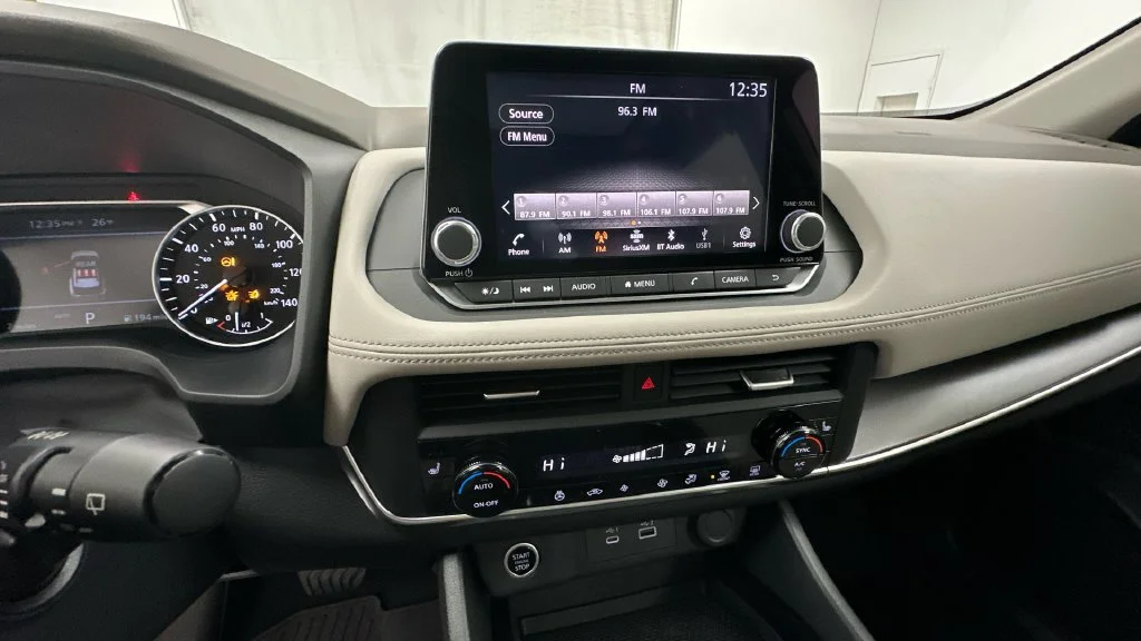Used 2023 White Nissan SV image 14
