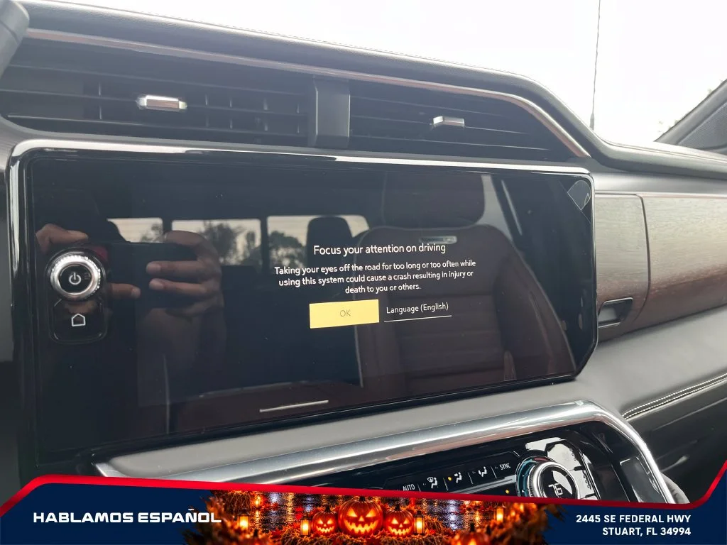 New 2026 Glacier White Tricoat GMC Denali Ultimate image 30