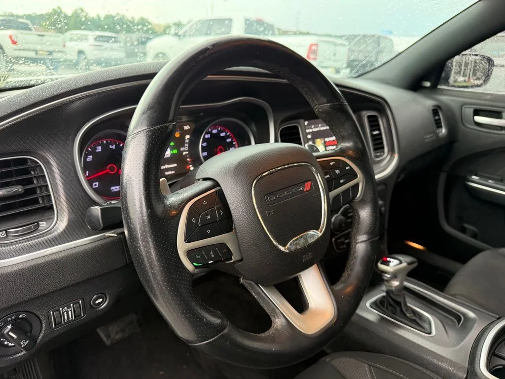 Used 2018 White Dodge R/T image 17