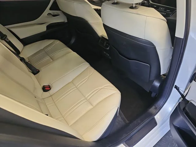 Used 2024 White Lexus 350 Ultra Luxury image 11