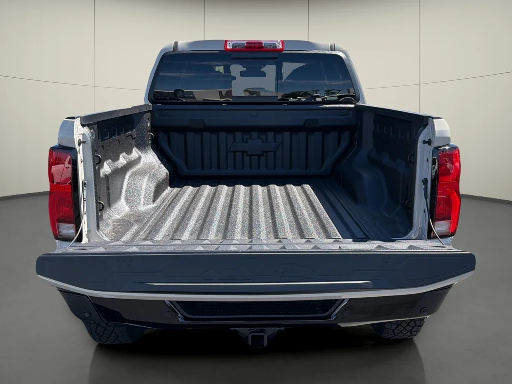 New 2026 White Chevrolet ZR2 image 9