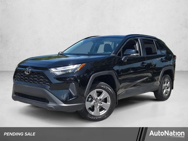 2024 Toyota RAV4 XLE