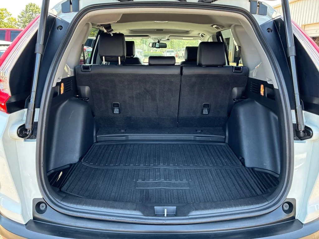 Used 2019  Honda EX-L image 29