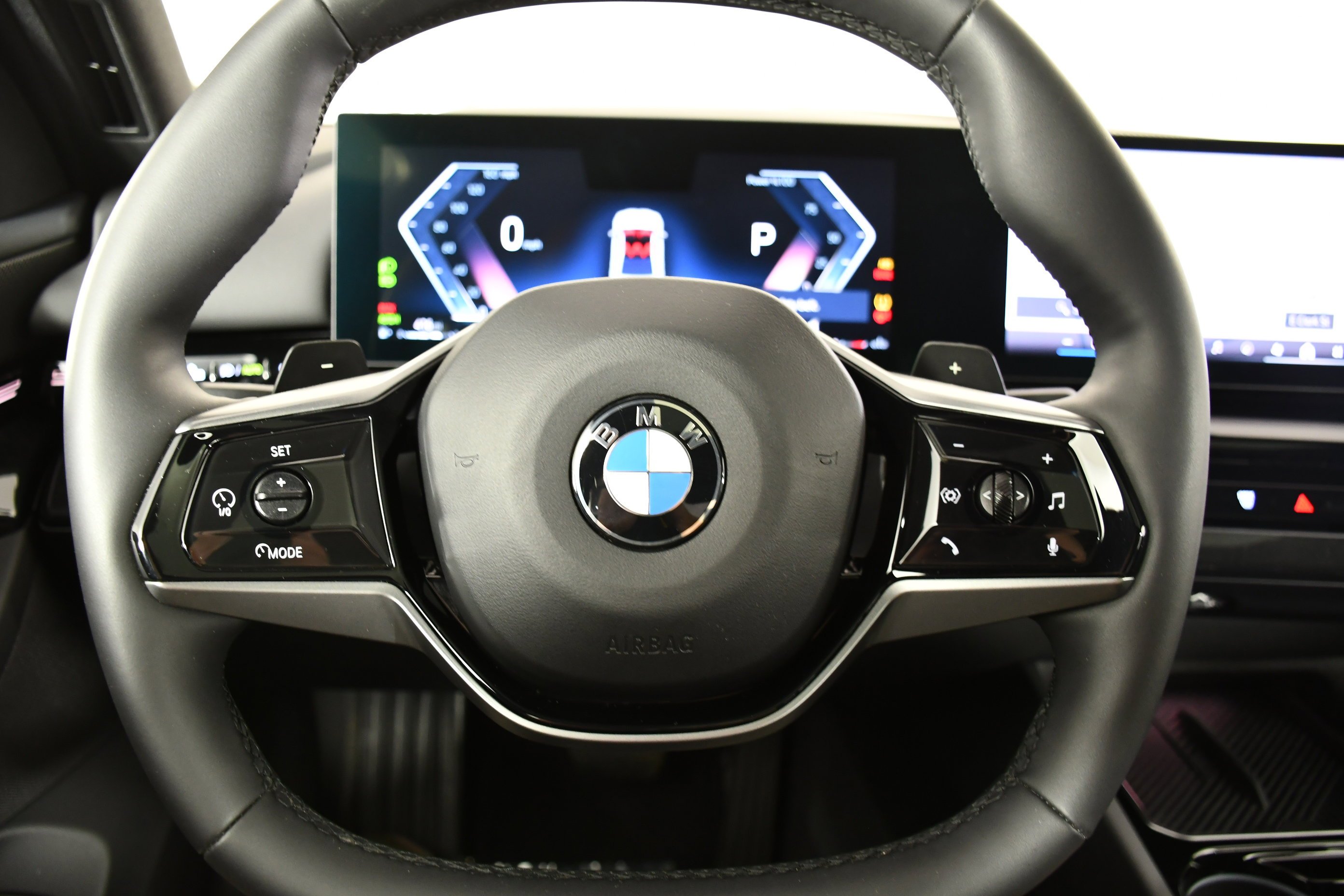 2025 BMW 5 Series 530i - Photo 19