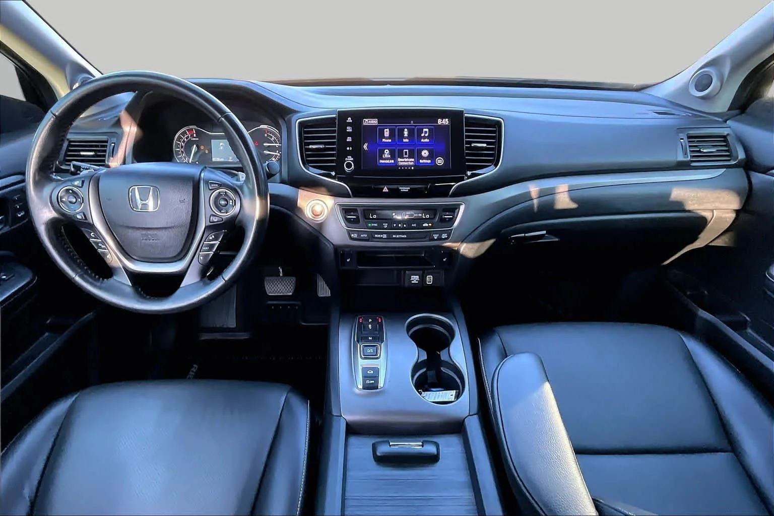 Certified Used 2022 Platinum White Pearl Honda RTL image 16