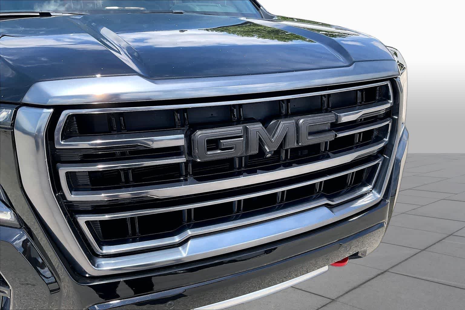 Used 2024 Onyx Black GMC AT4 image 28