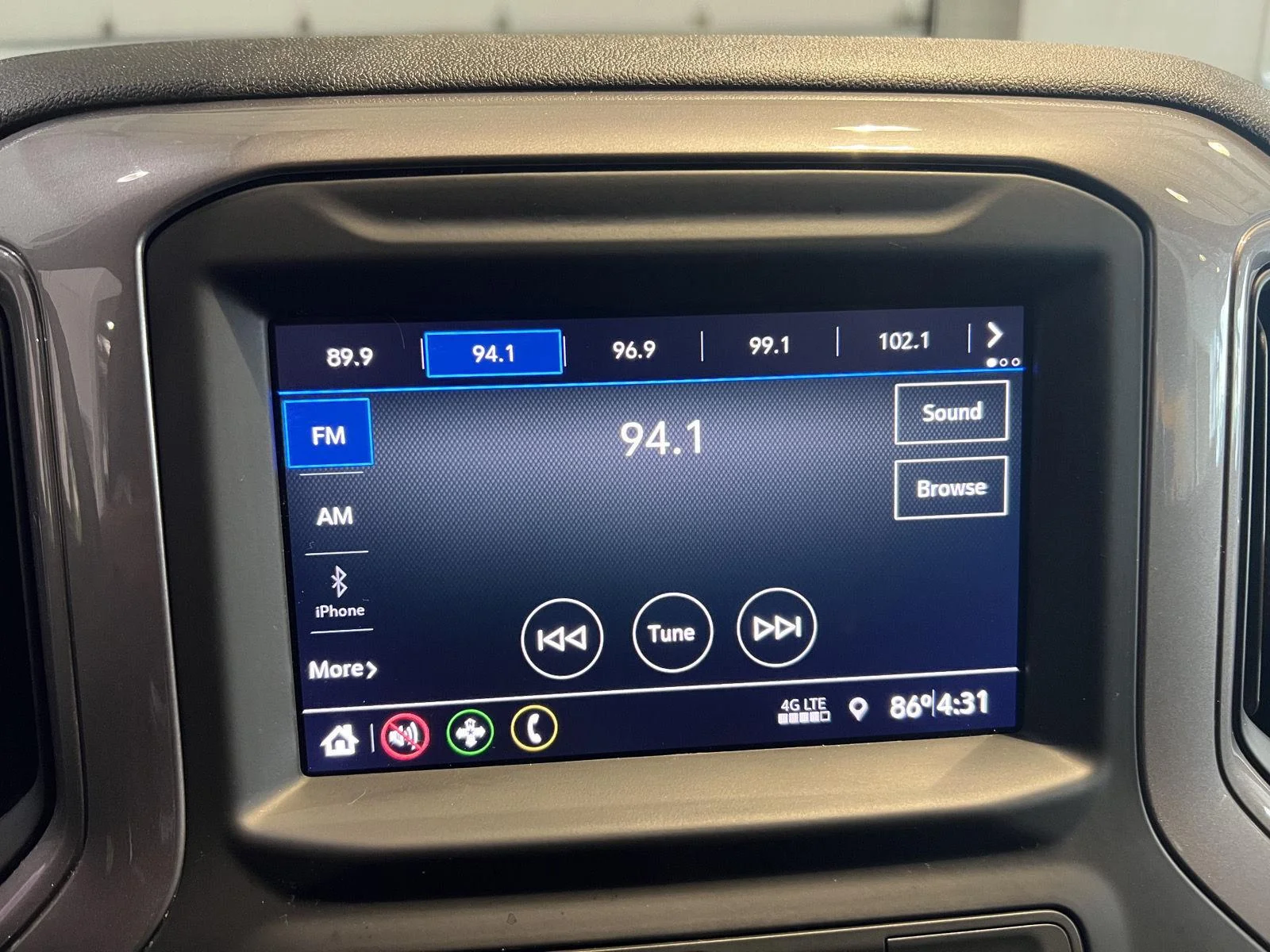 Used 2020 Summit White Chevrolet Work Truck image 19