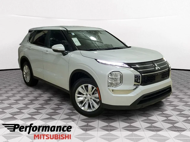 2026 Mitsubishi Outlander ES