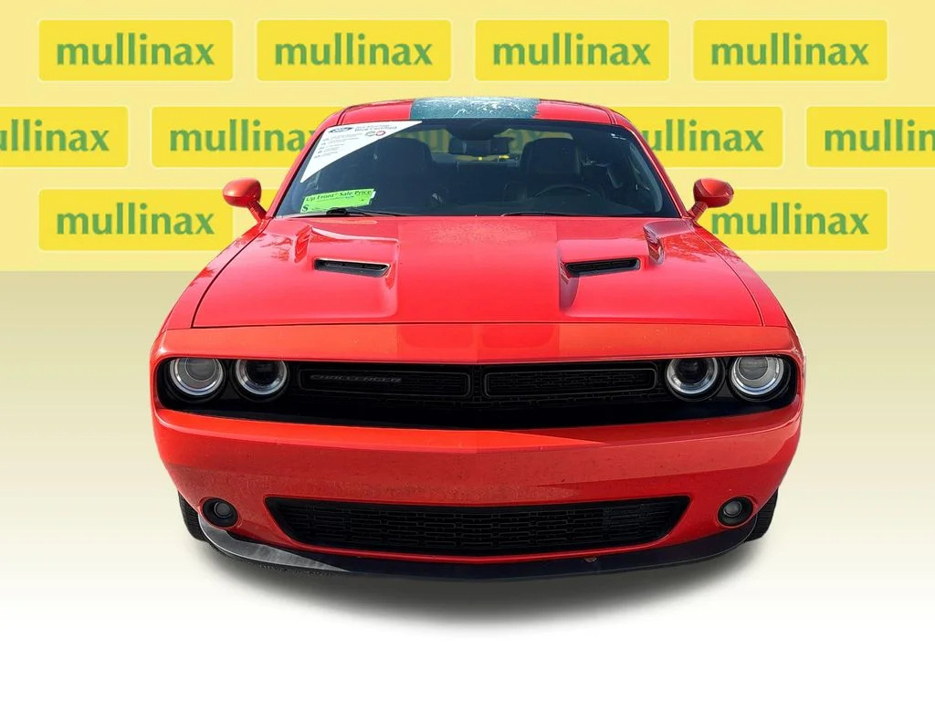 Certified Used 2017 Orange Dodge SXT image 22