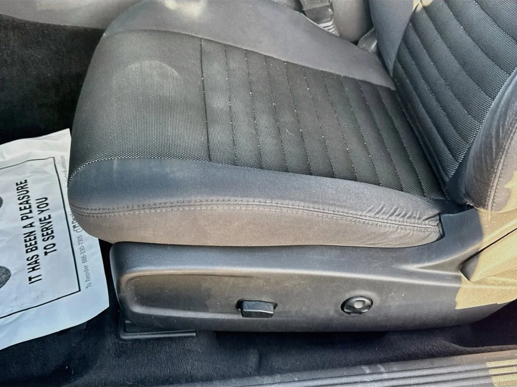 Used 2014 Silver Dodge SXT image 20