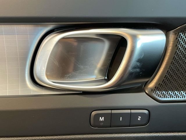 2026 Volvo XC40 Ultra Black Edition - Photo 33
