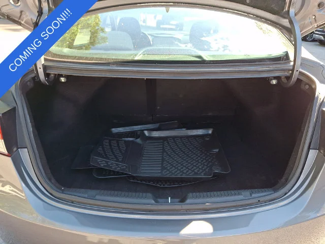 Used 2013 Gray Hyundai GLS image 32
