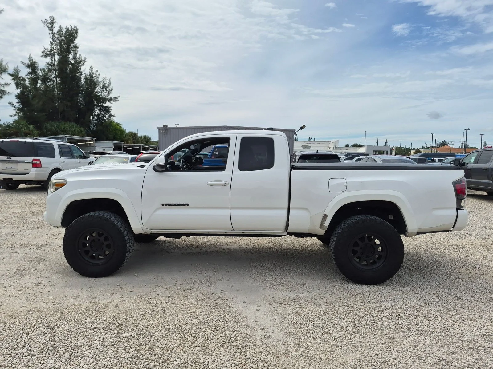 Used 2018 Super White Toyota TRD Sport image 8