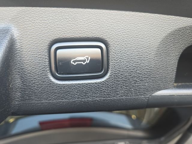 Used 2021 Gray Kia SX image 17