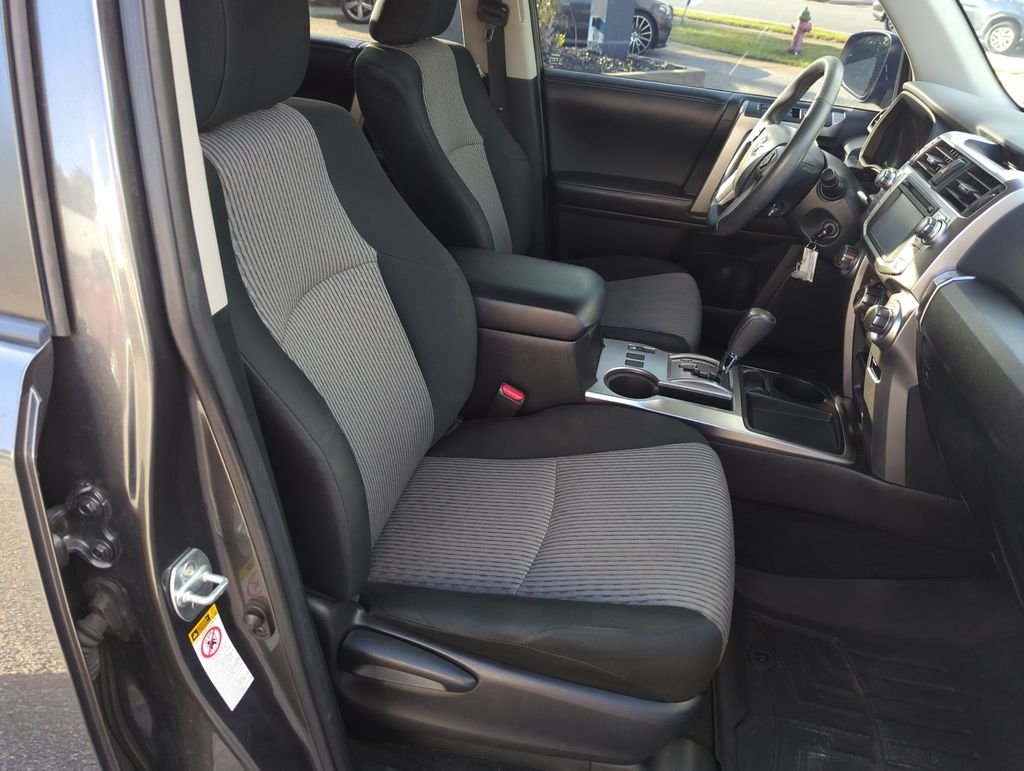 Used 2019 Gray Toyota SR5 image 35