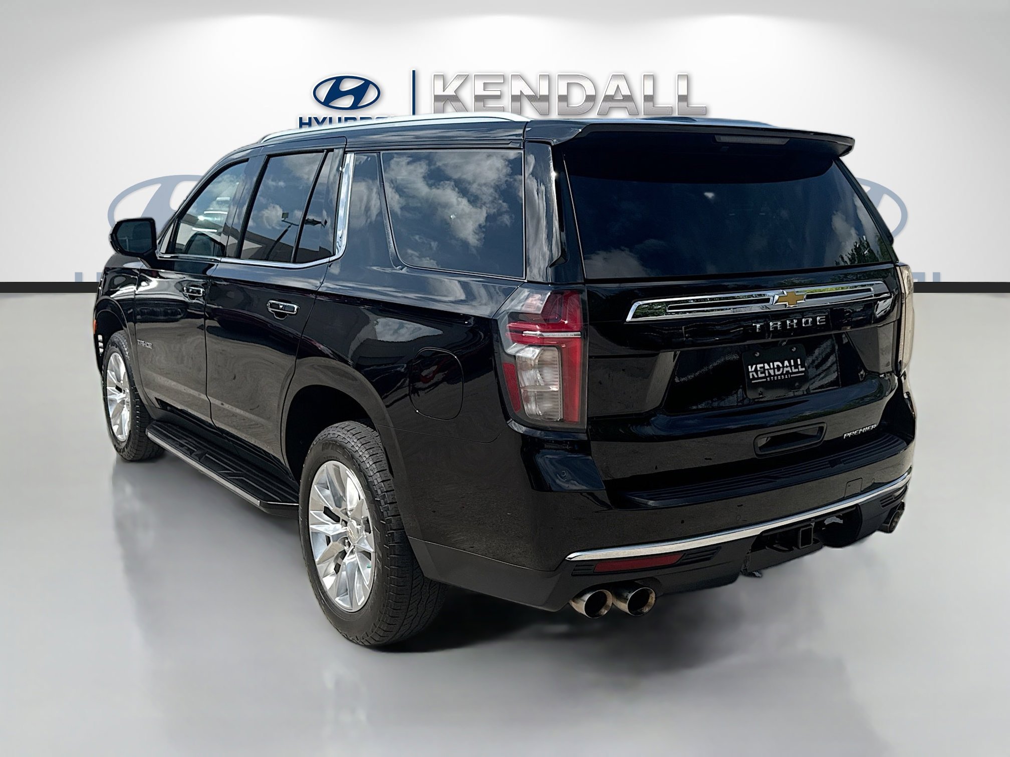 Used 2023 Black Chevrolet Premier image 4