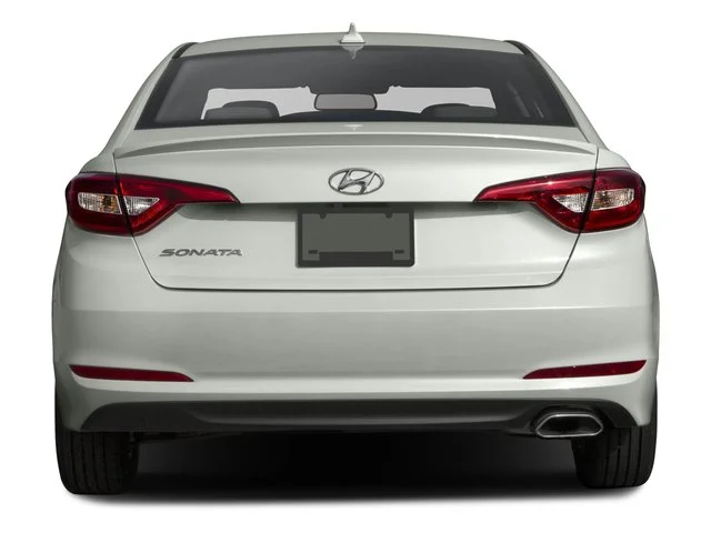 Used 2016 Venetian Red Hyundai 2.4L SE image 8